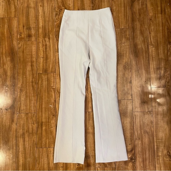 ZARA Women’s Glen Light Gray Flare Leg Slacks Side Zip Size Medium NWT - Picture 1 of 11